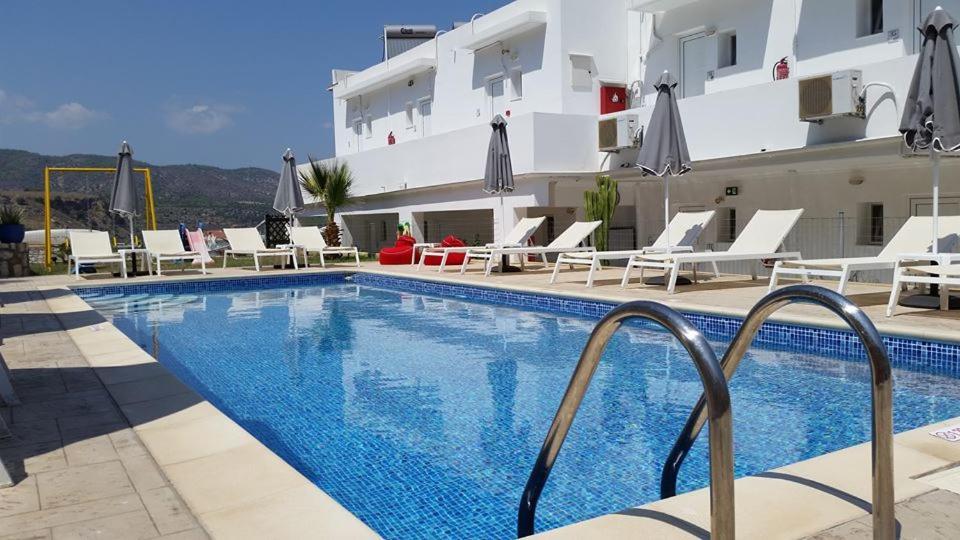 Aparthotel Golden View 2*
