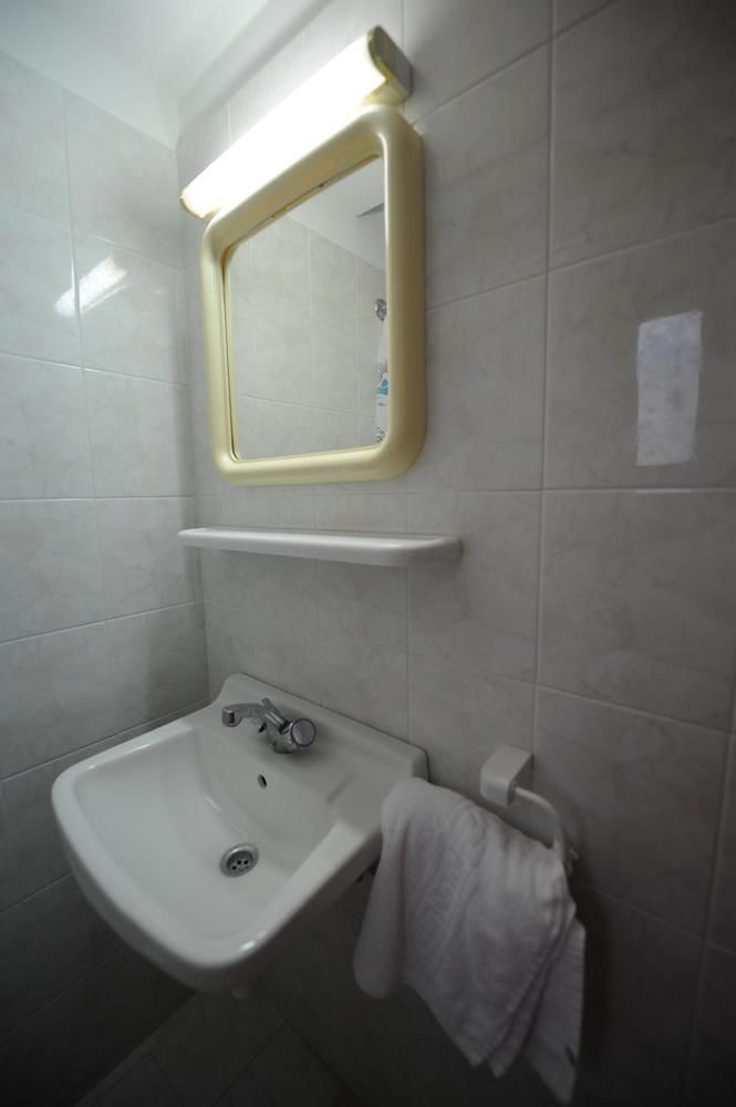 Golden View Aparthotel