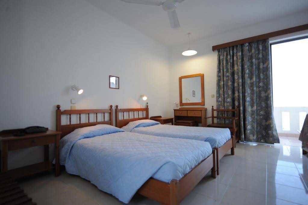 Golden View Aparthotel 2*